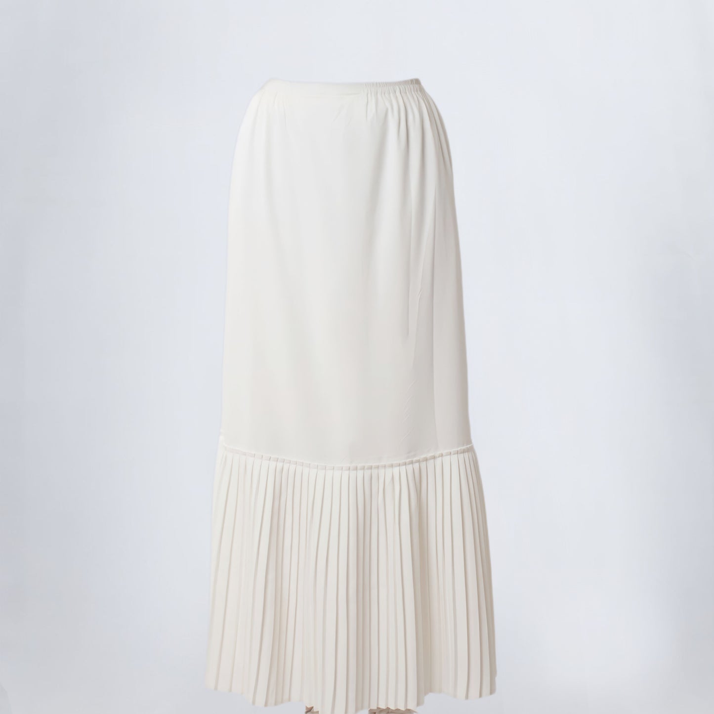 Pleated-Extender Skirt