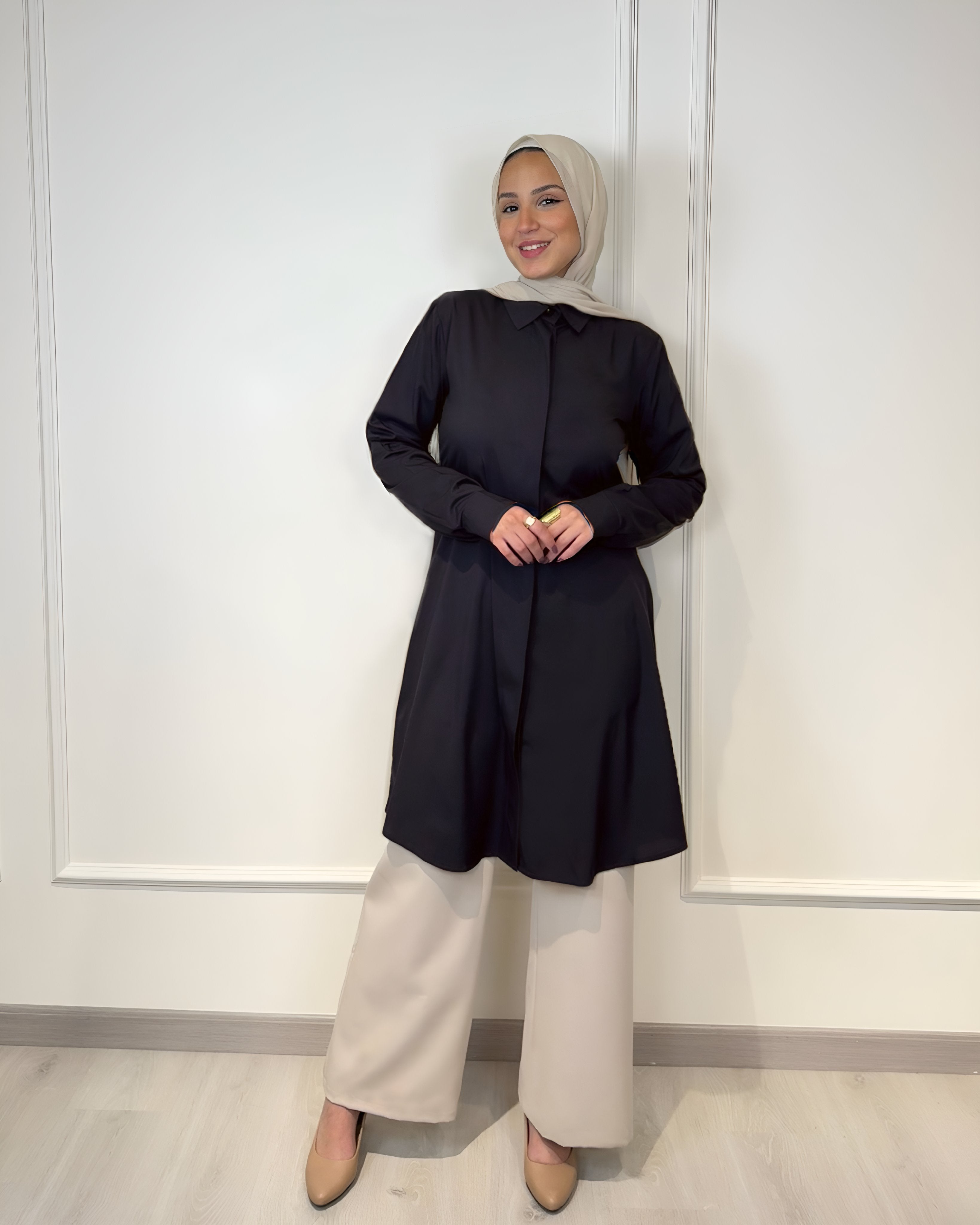 Basic formal long sleeve black shirt, slim fit, 100 cm length, suitable for formal and semi-formal wear