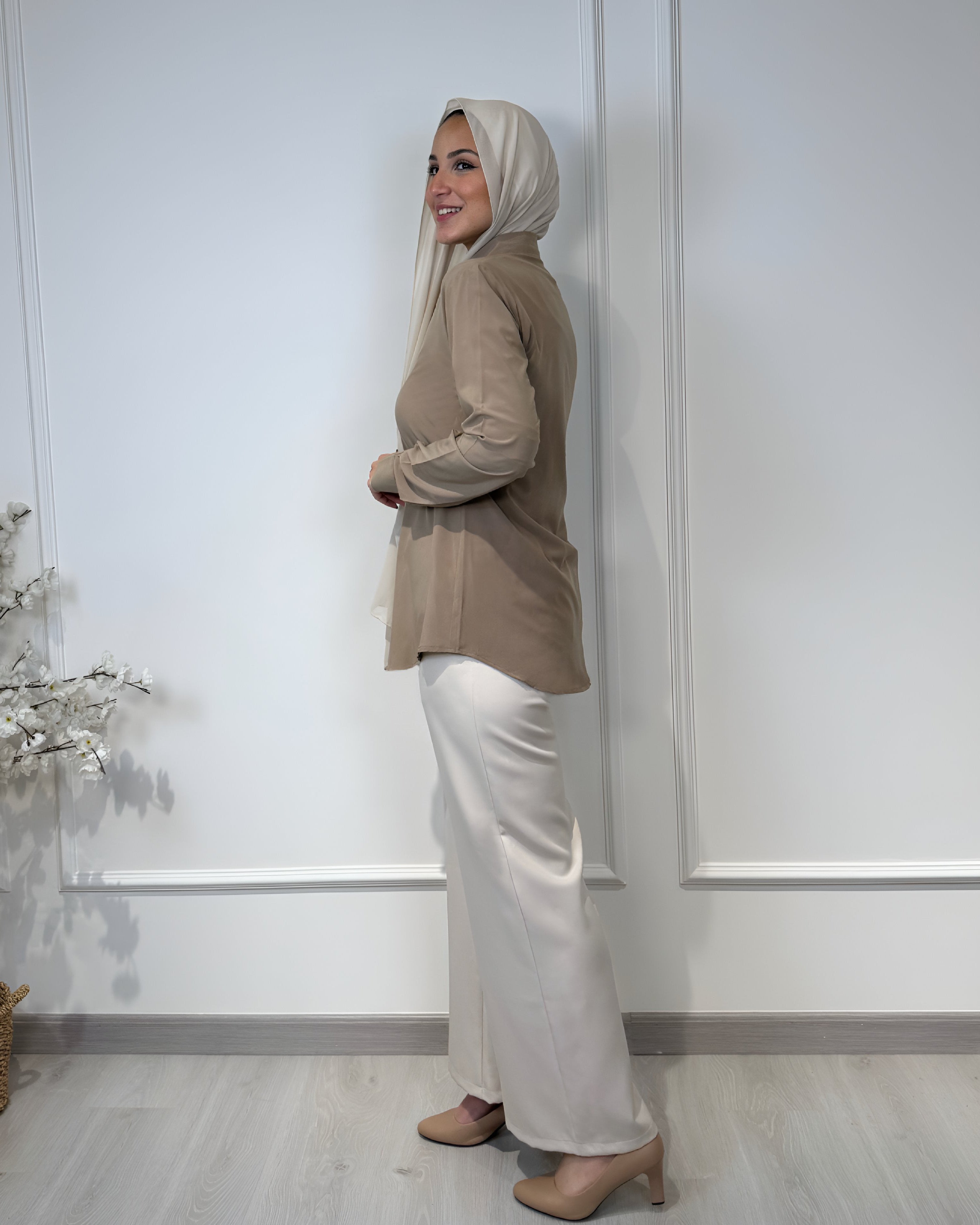 Basic formal long sleeve caffe shirt, slim fit, 73 cm length, suitable for formal and semi-formal wear