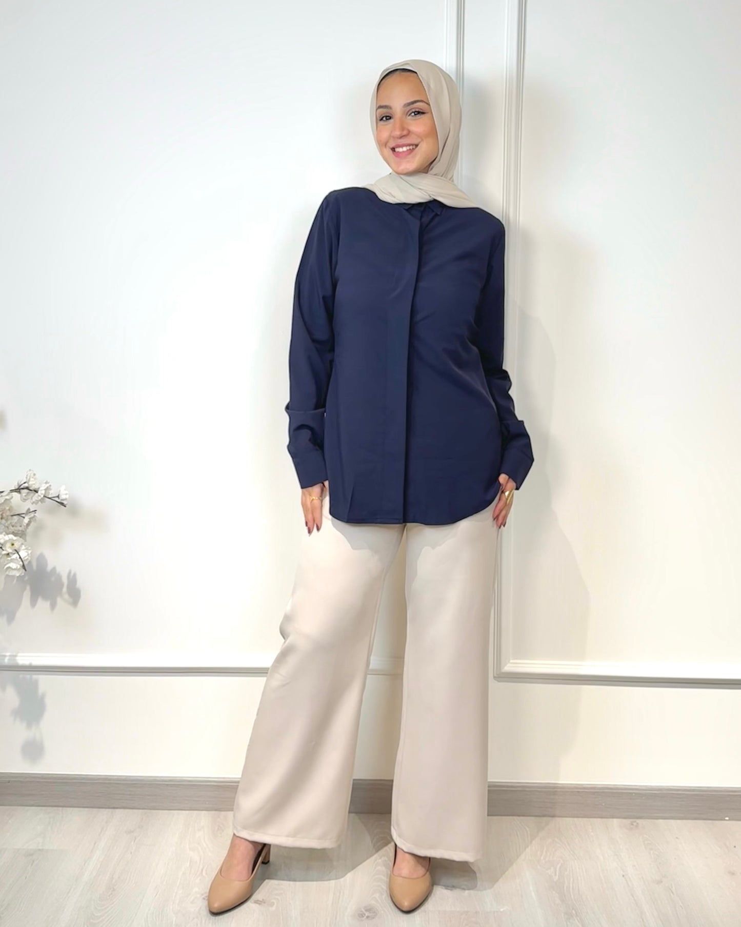 Basic formal long sleeve navy shirt, slim fit, 73 cm length, suitable for formal and semi-formal wear