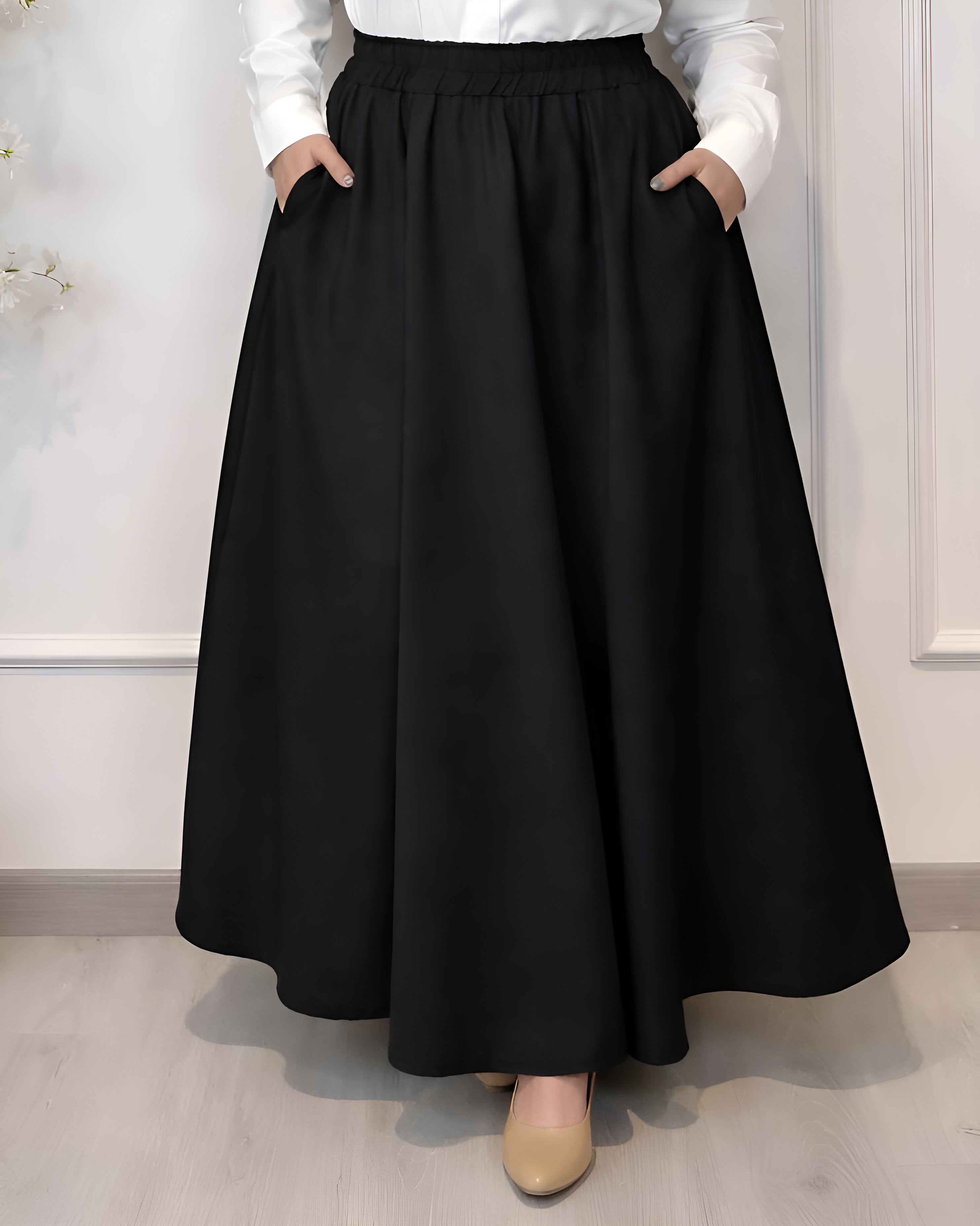 Crepe full cloche maxi skirt in black with a flowing fit, length 110 cm. Plus size 