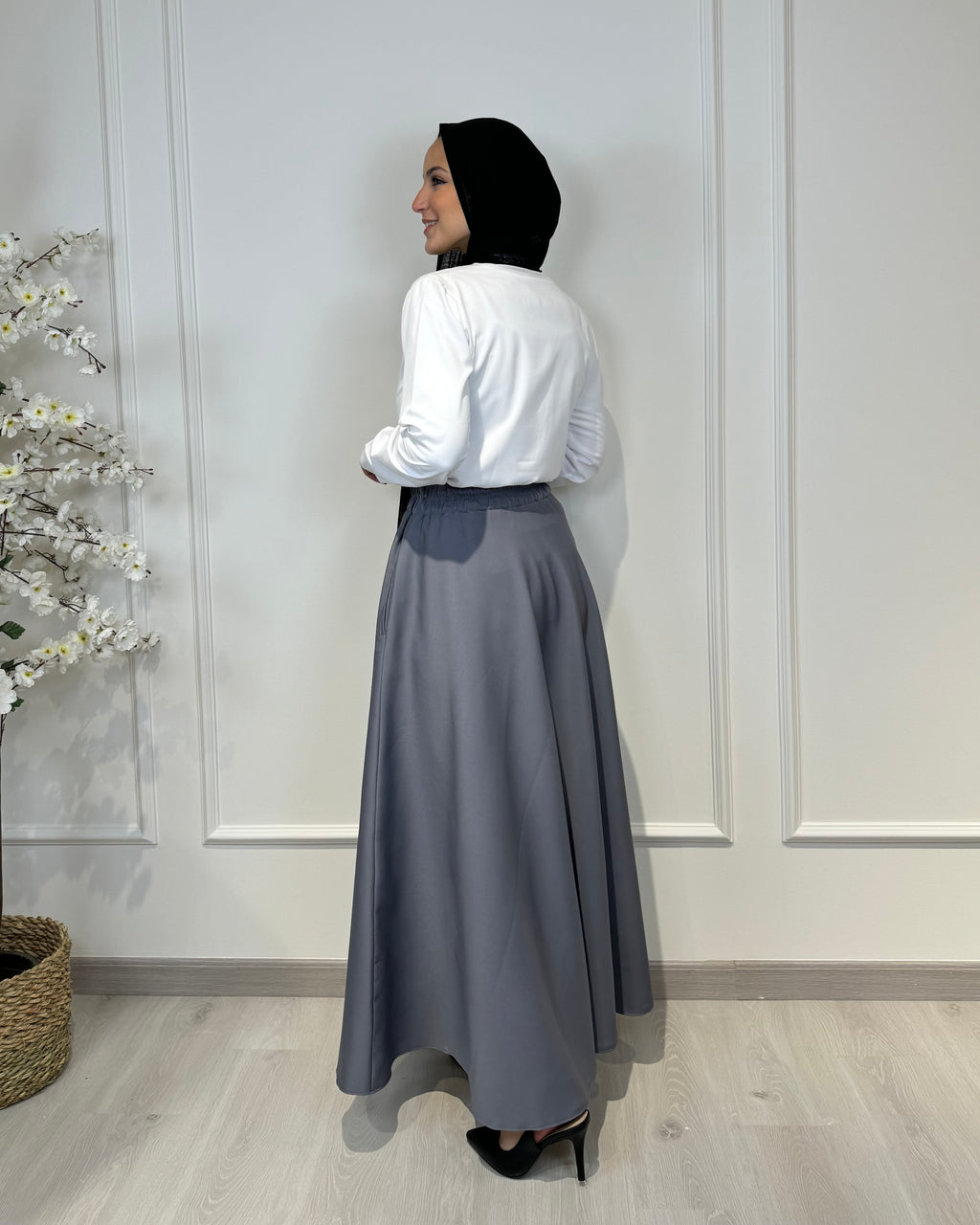 Crepe full cloche maxi skirt in grey with a flowing fit, length 100 cm